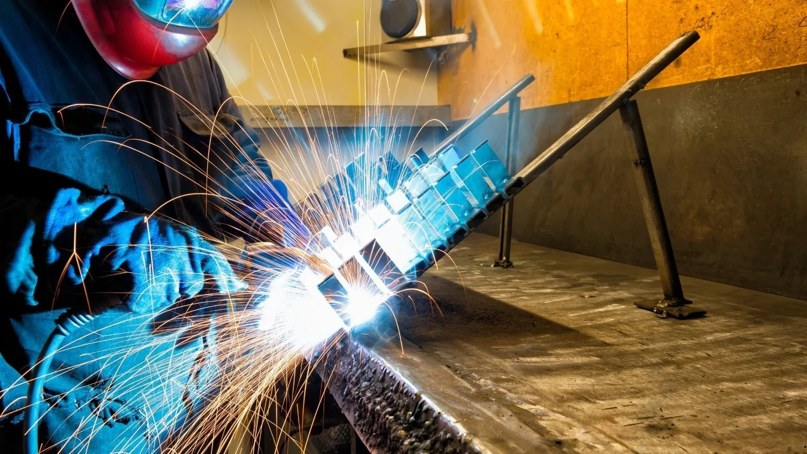 Shielding Gas and Cleanliness Errors That Cause Porosity - how not to weld most common mig welding mistakes